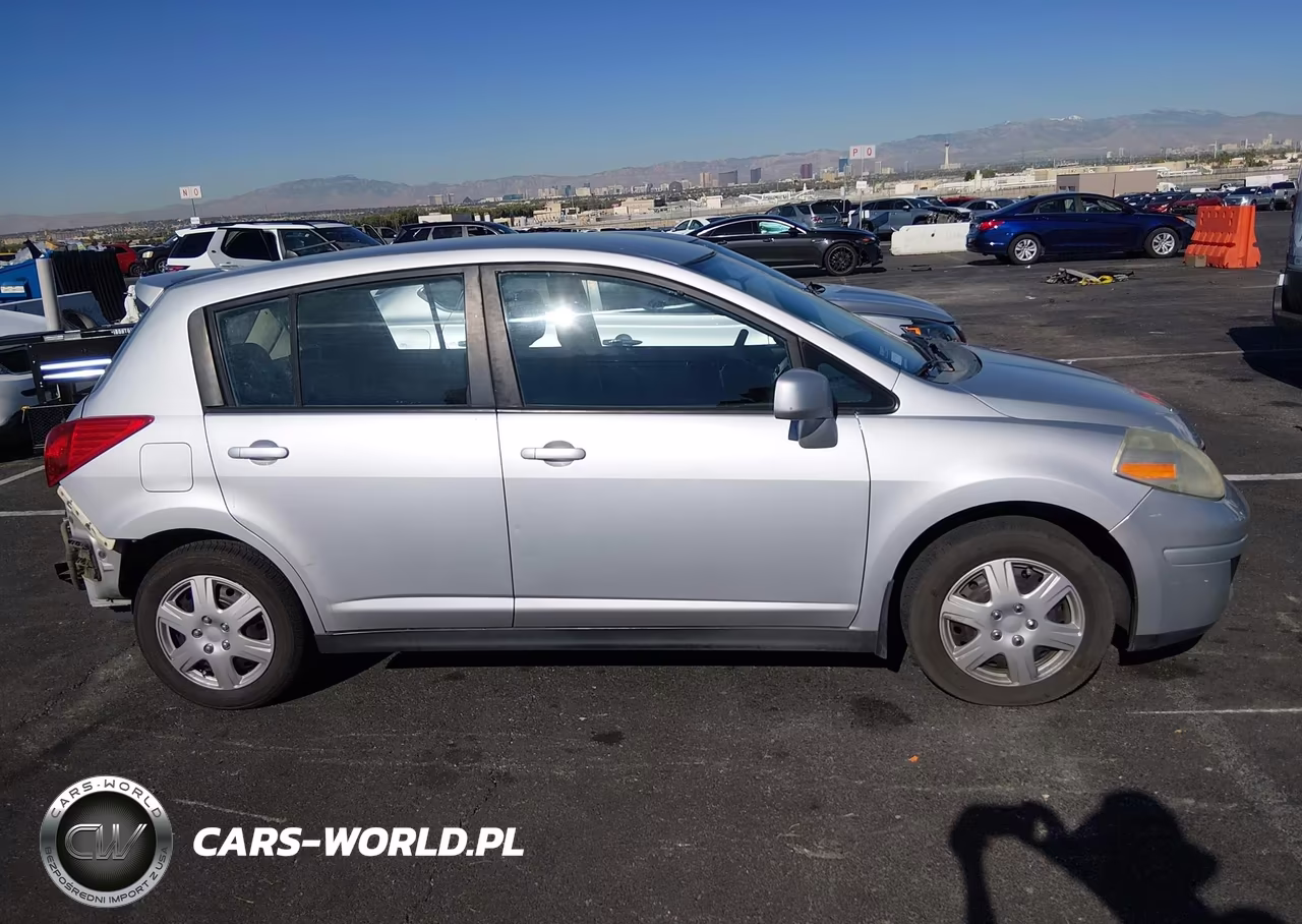 2008 Nissan Versa 1.8S VIN:3N1BC13E38L412413 - 14