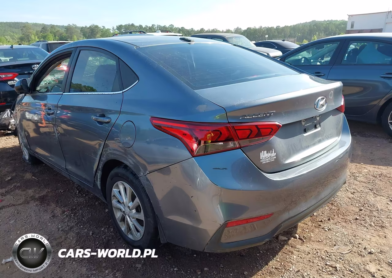 2020 Hyundai Accent Sel VIN:3KPC24A6XLE111636 - 3
