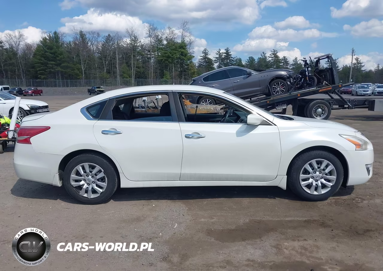 2013 Nissan Altima 2.5 S VIN:1N4AL3AP4DN571174 - 14