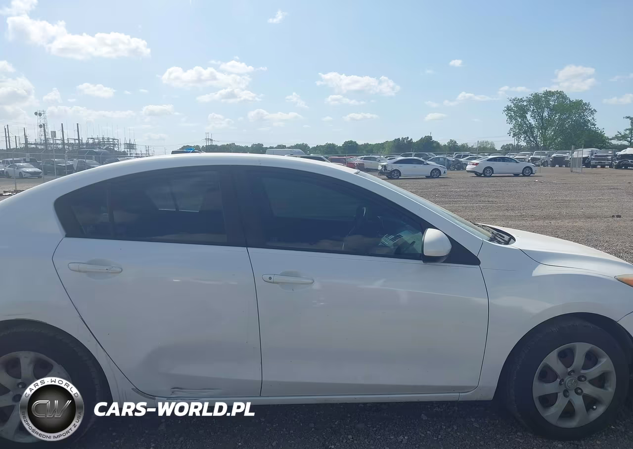 2010 Mazda Mazda3 I Sport VIN:JM1BL1SF3A1238864 - 13