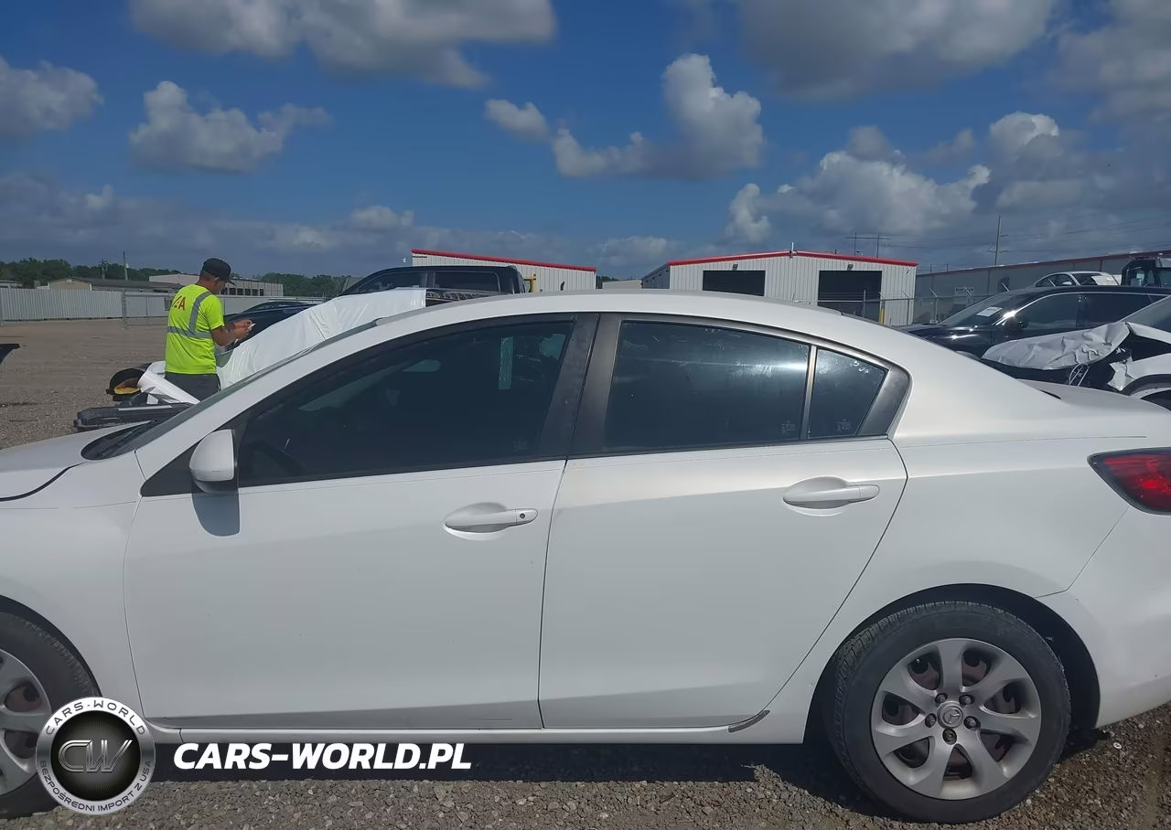 2010 Mazda Mazda3 I Sport VIN:JM1BL1SF3A1238864 - 14