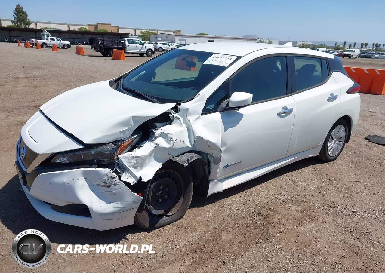 2018 Nissan Leaf S VIN:1N4AZ1CP6JC311236 - 2