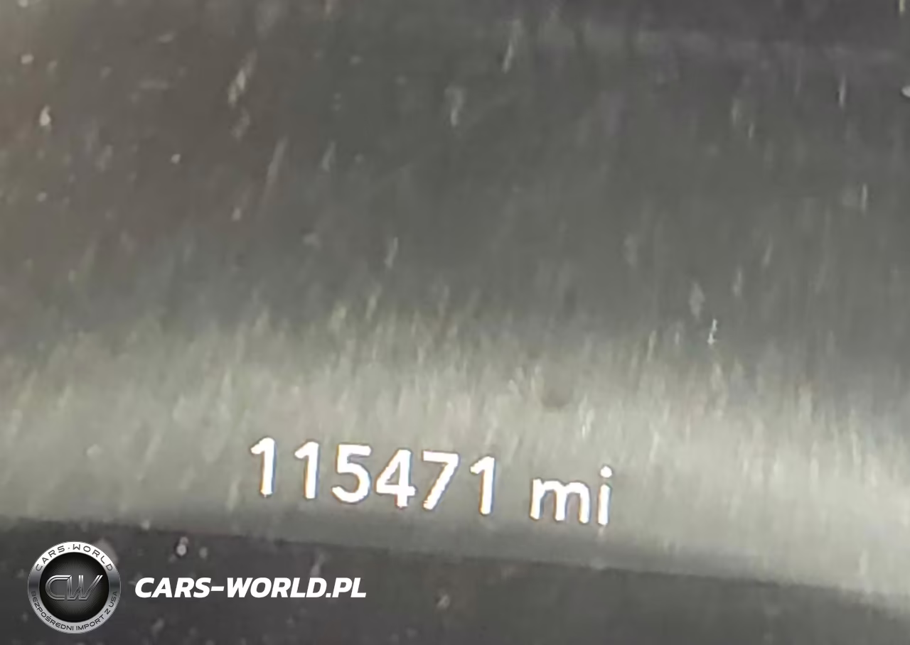 2018 Dodge Challenger Sxt VIN:2C3CDZAG7JH270510 - 15