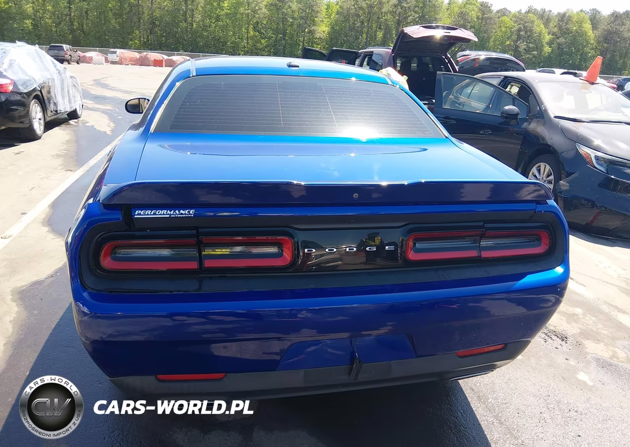 2018 Dodge Challenger Sxt VIN:2C3CDZAG7JH270510 - 16