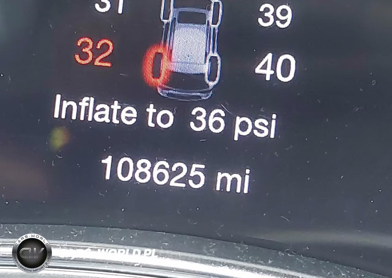 2017 Jeep Grand Cherokee Altitude 4X4 VIN:1C4RJFAG1HC733753 - 15