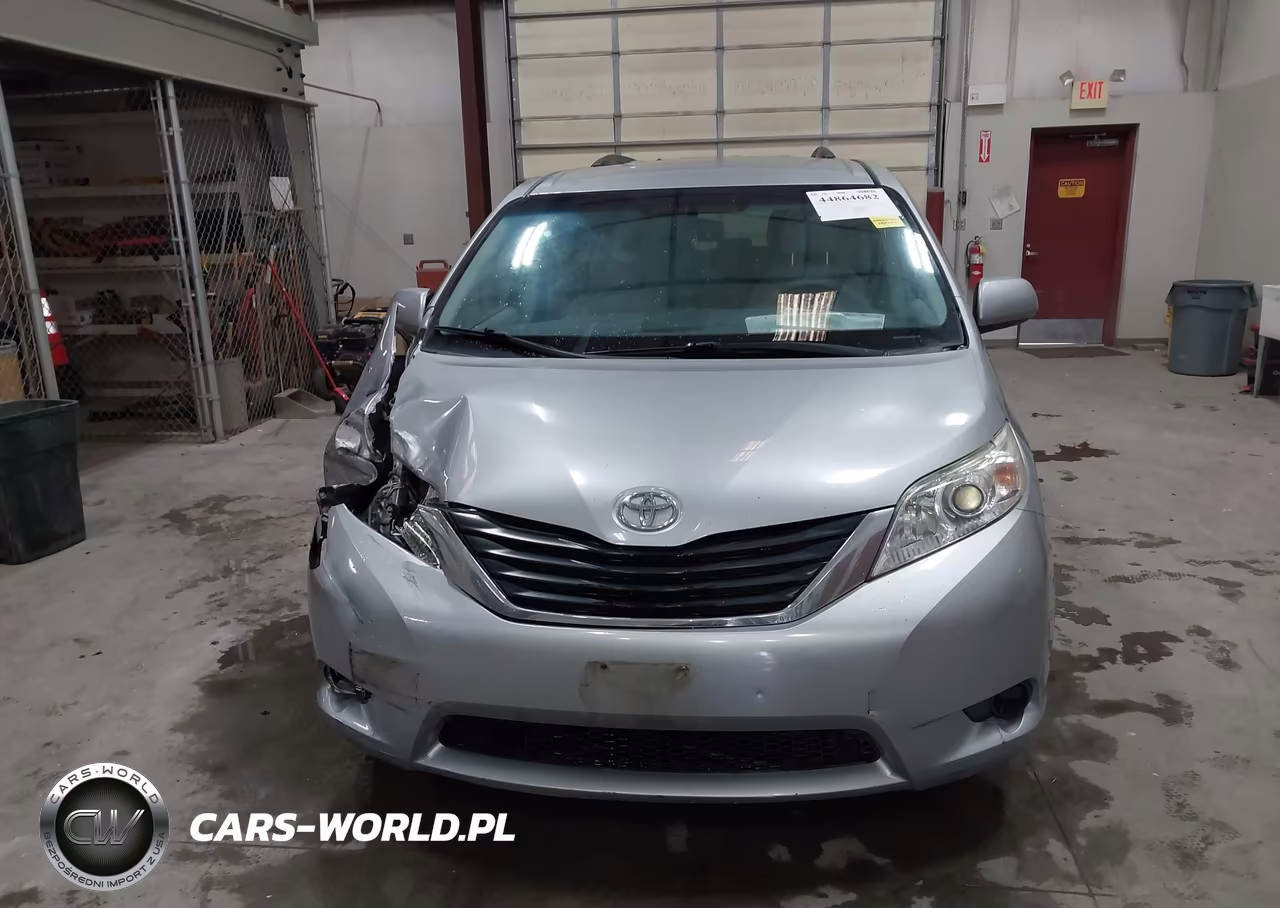 2012 Toyota Sienna Le V6 8 Passenger VIN:5TDKK3DC5CS201368 - 12