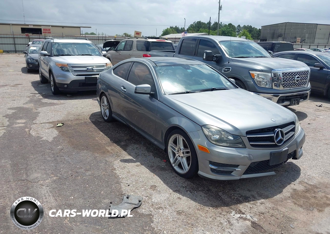 2015 Mercedes-Benz C 250