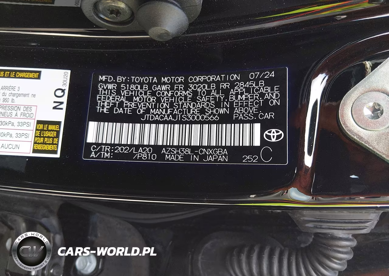 2025 Toyota Crown Signia Limited VIN:JTDACAAJ1S3000566 - 9