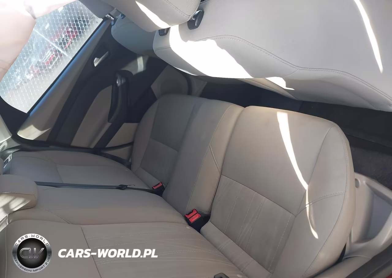 2016 Ford Focus Se VIN:1FADP3K25GL241502 - 8