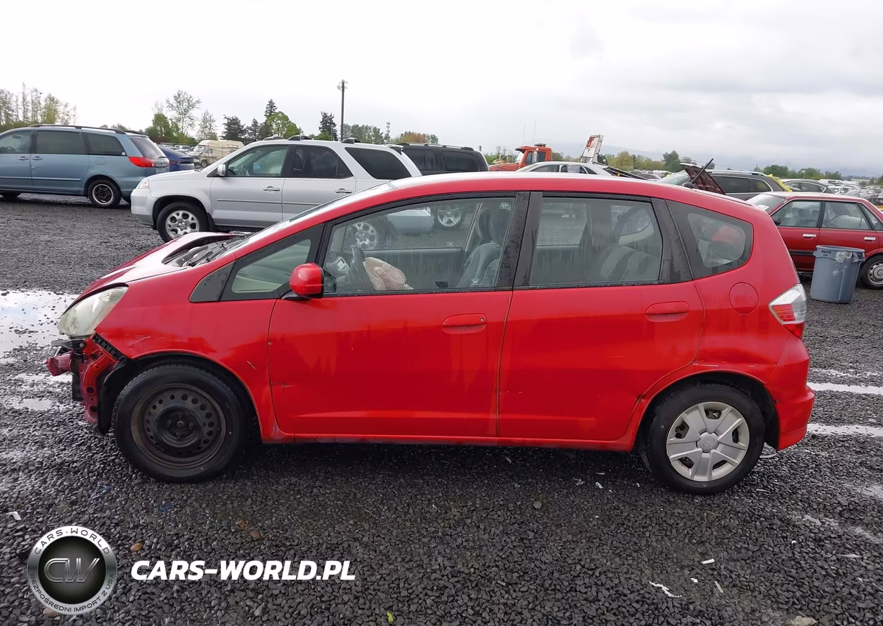 2013 Honda Fit VIN:JHMGE8H30DC029420 - 15