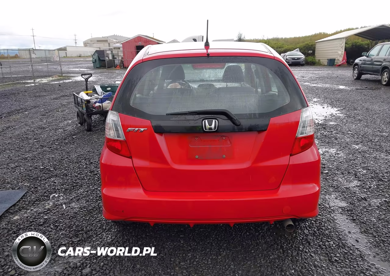 2013 Honda Fit VIN:JHMGE8H30DC029420 - 17