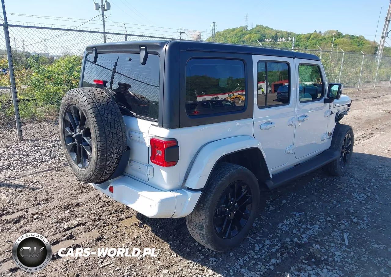 2021 Jeep Wrangler Unlimited High Altitude 4X4 VIN:1C4HJXEM6MW540458 - 4