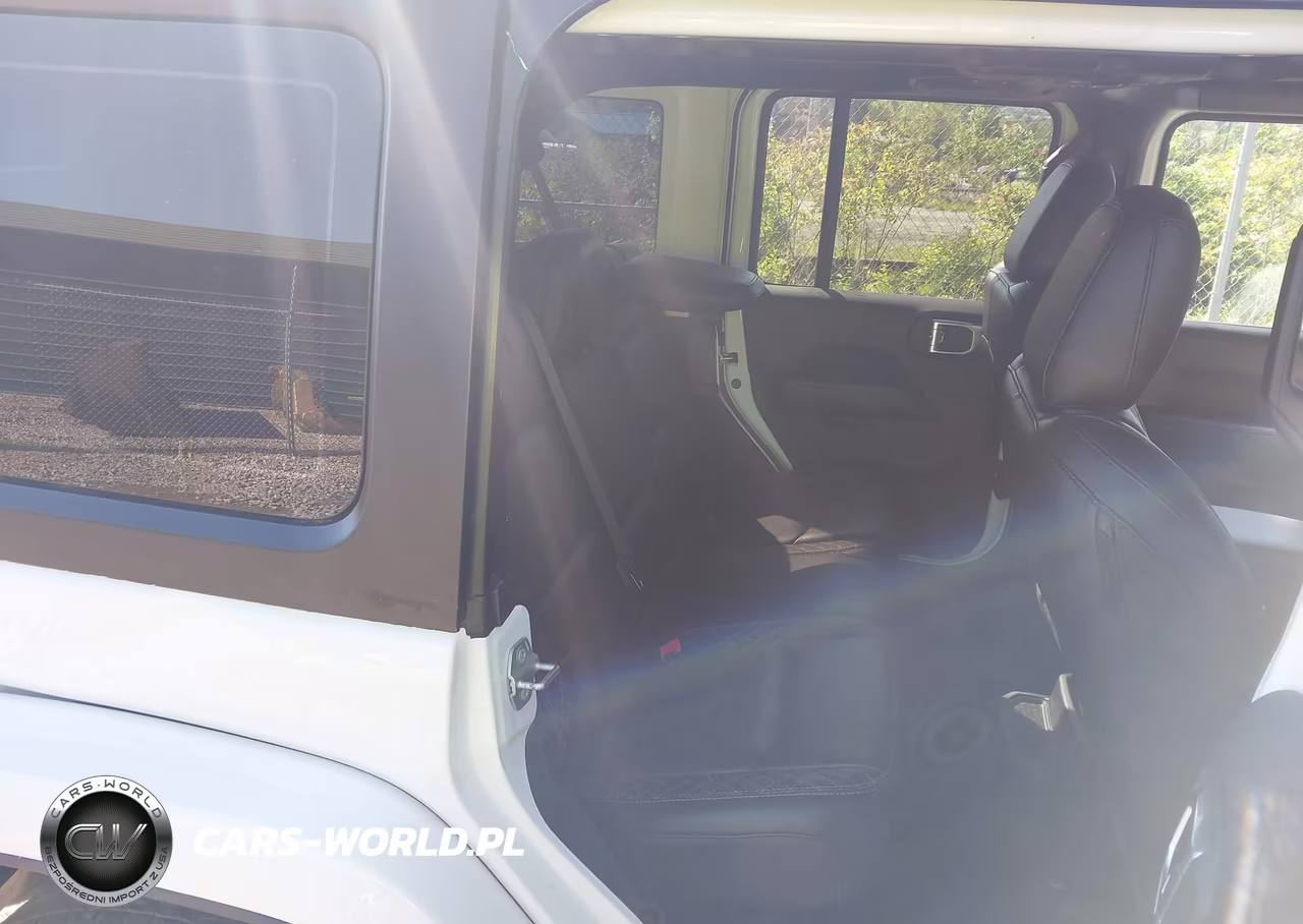 2021 Jeep Wrangler Unlimited High Altitude 4X4 VIN:1C4HJXEM6MW540458 - 8