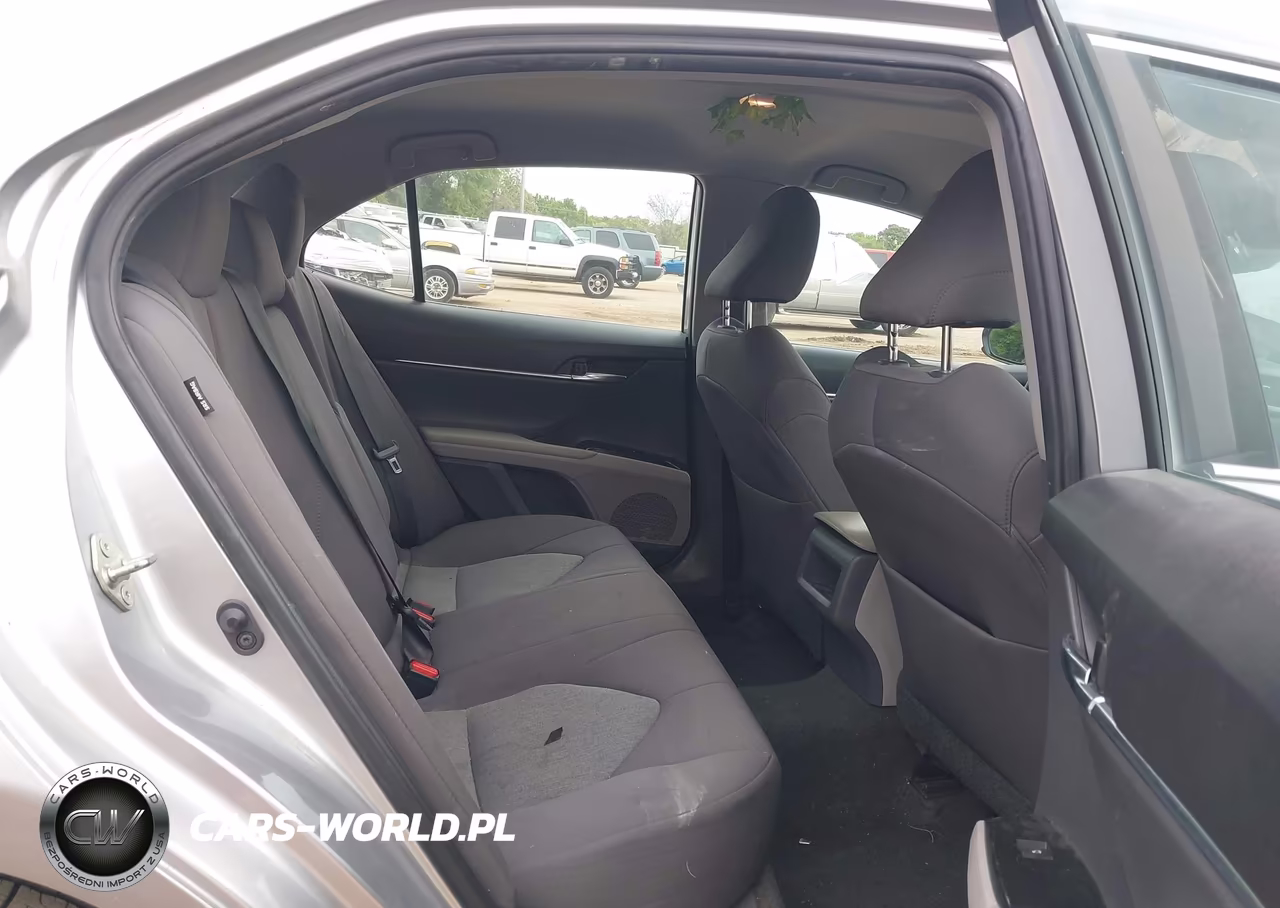 2020 Toyota Camry Le VIN:4T1C11AK7LU309182 - 8