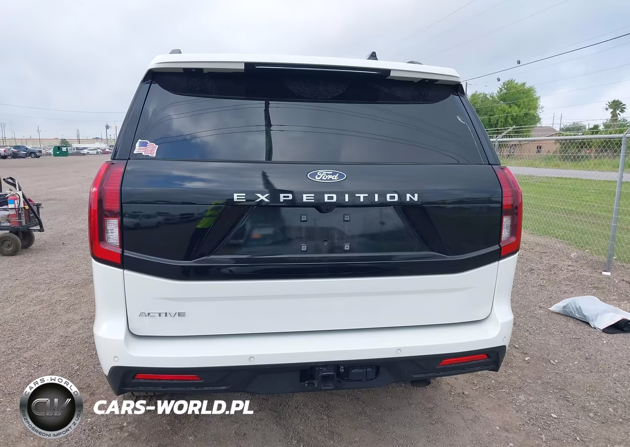 2025 Ford Expedition Active VIN:1FMJU1H8XSEA76724 - 16