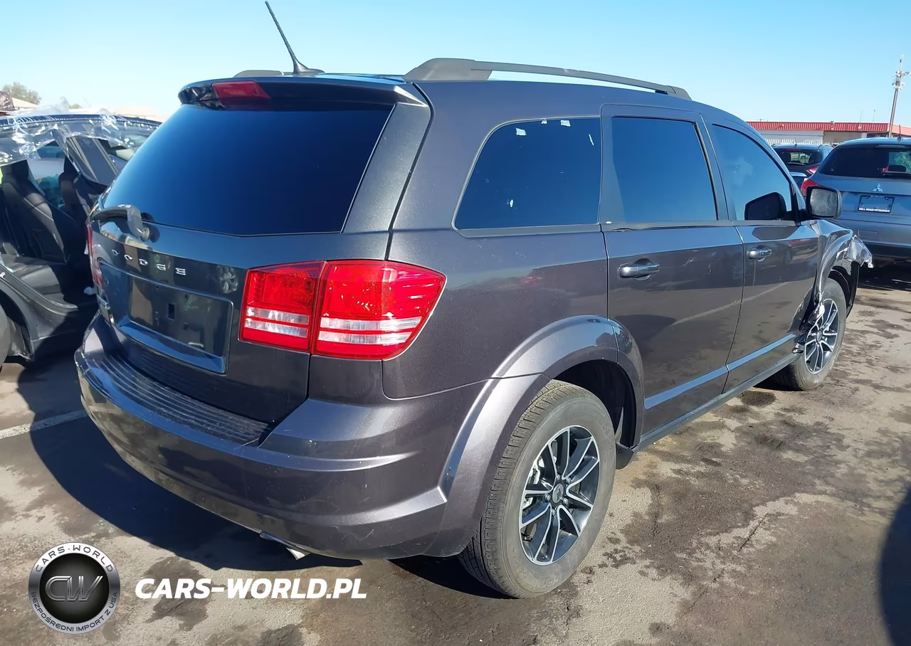 2018 Dodge Journey Se VIN:3C4PDCAB4JT254240 - 4