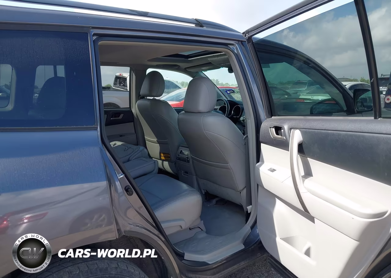 2010 Toyota Highlander Se V6 VIN:5TDJK3EH2AS009876 - 8
