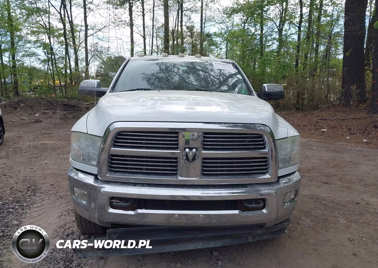 2011 Ram Ram 3500 Laramie VIN:3D73Y3CL4BG558452 - 11