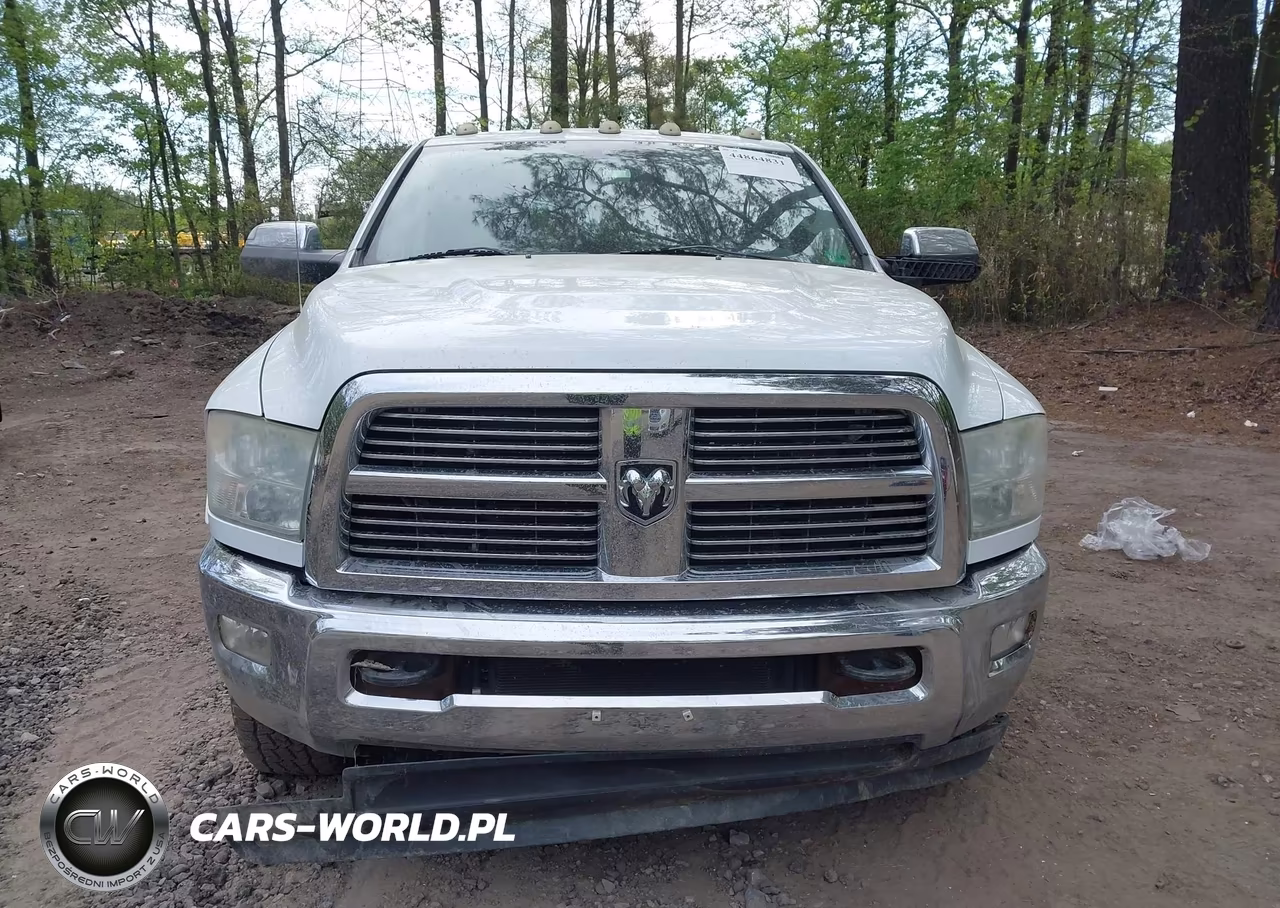 2011 Ram Ram 3500 Laramie VIN:3D73Y3CL4BG558452 - 12