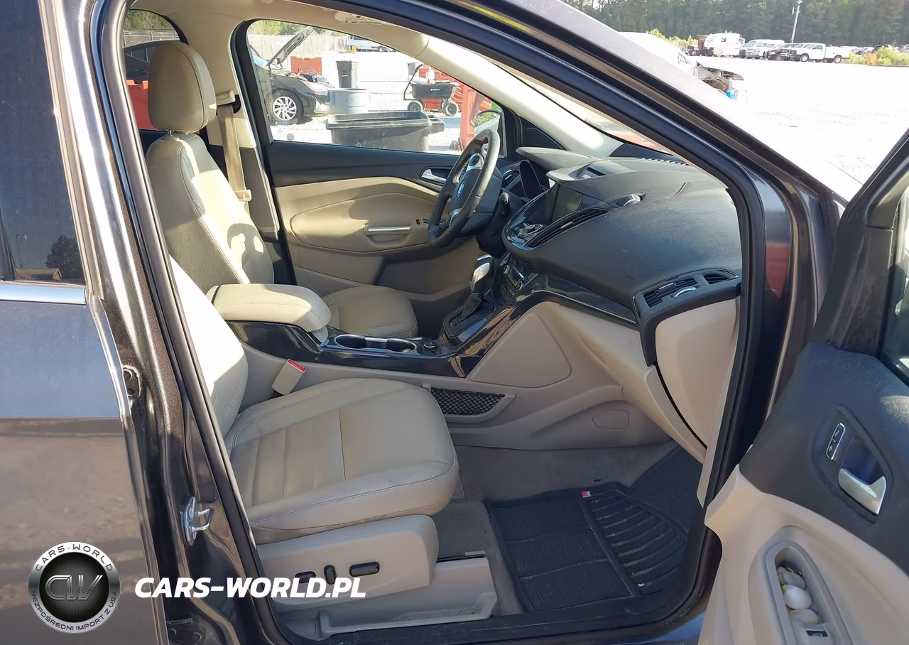 2015 Ford Escape Titanium VIN:1FMCU0J95FUB56014 - 5
