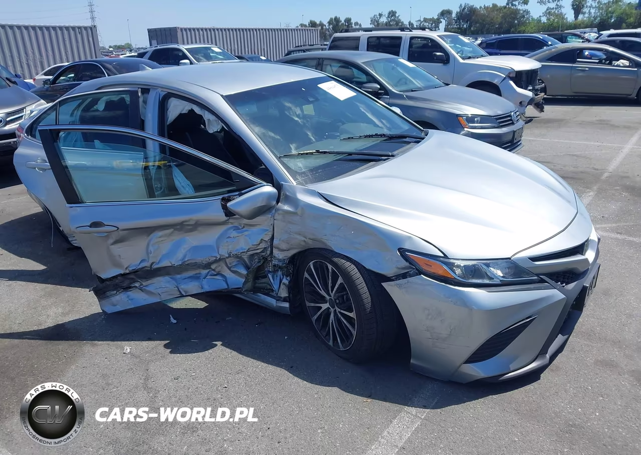 2020 Toyota Camry Se
