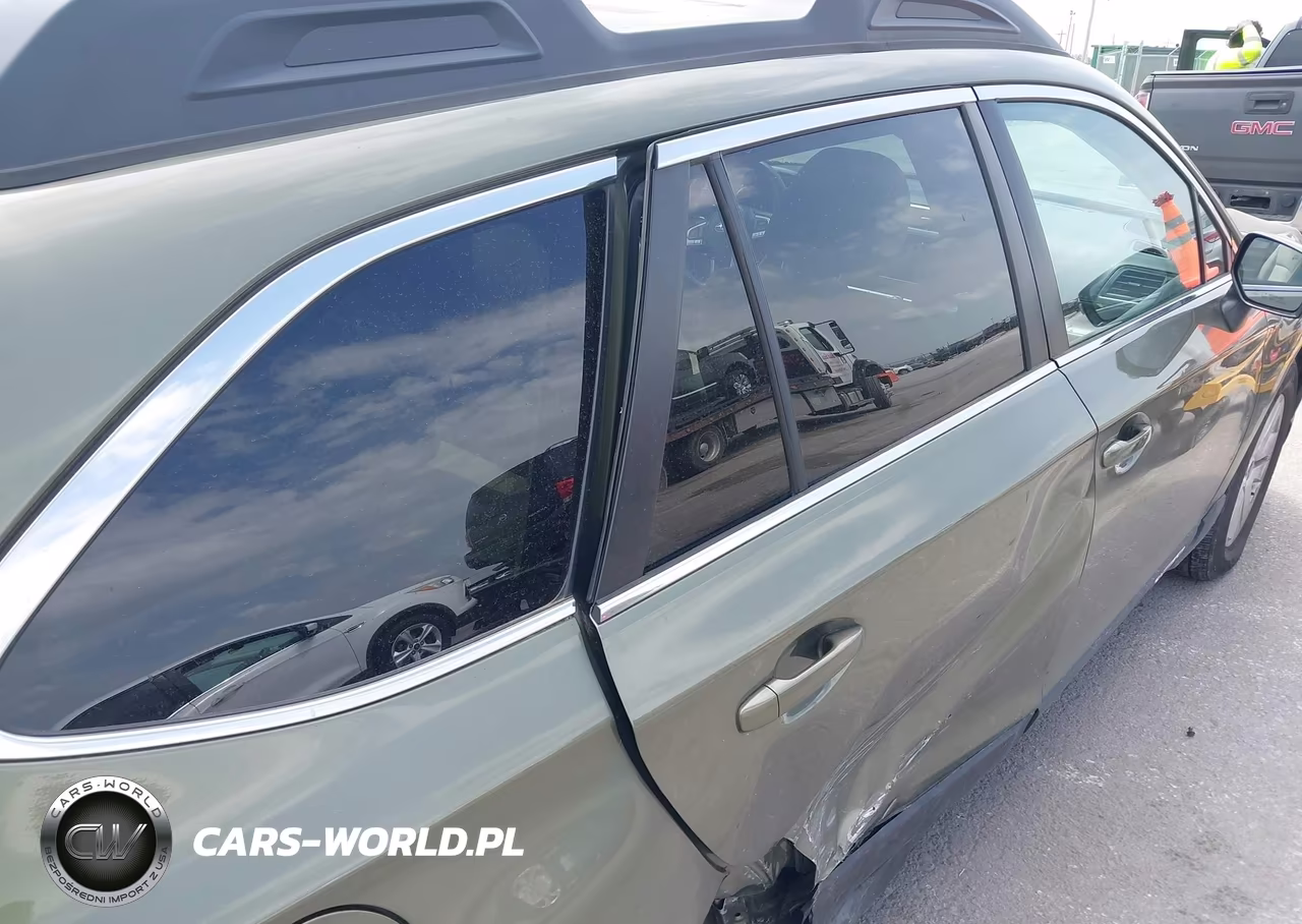 2017 Subaru Outback 2.5I Premium VIN:4S4BSAFC4H3242709 - 17