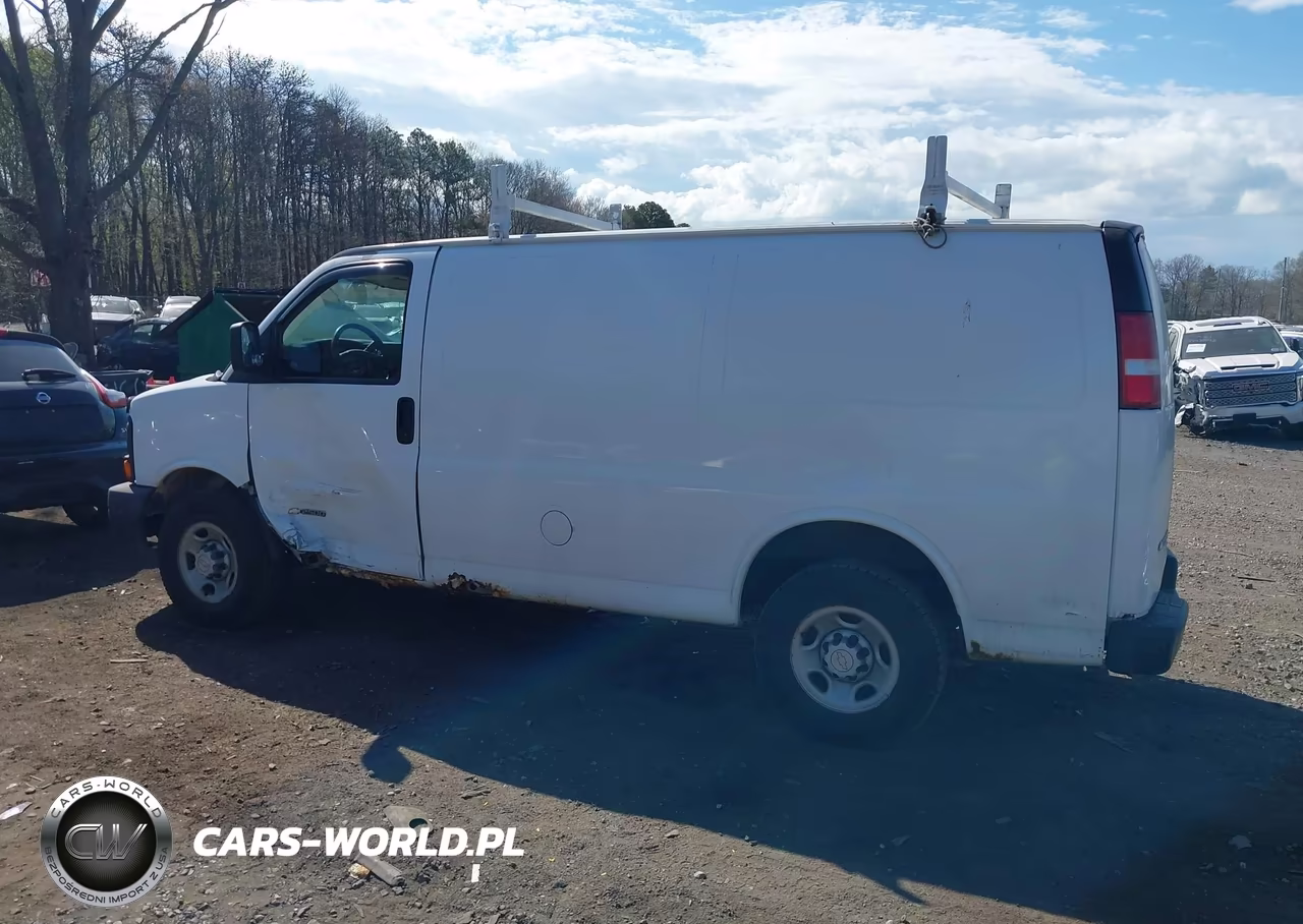 2006 Chevrolet Express Work Van VIN:1GCGG25V161130737 - 14