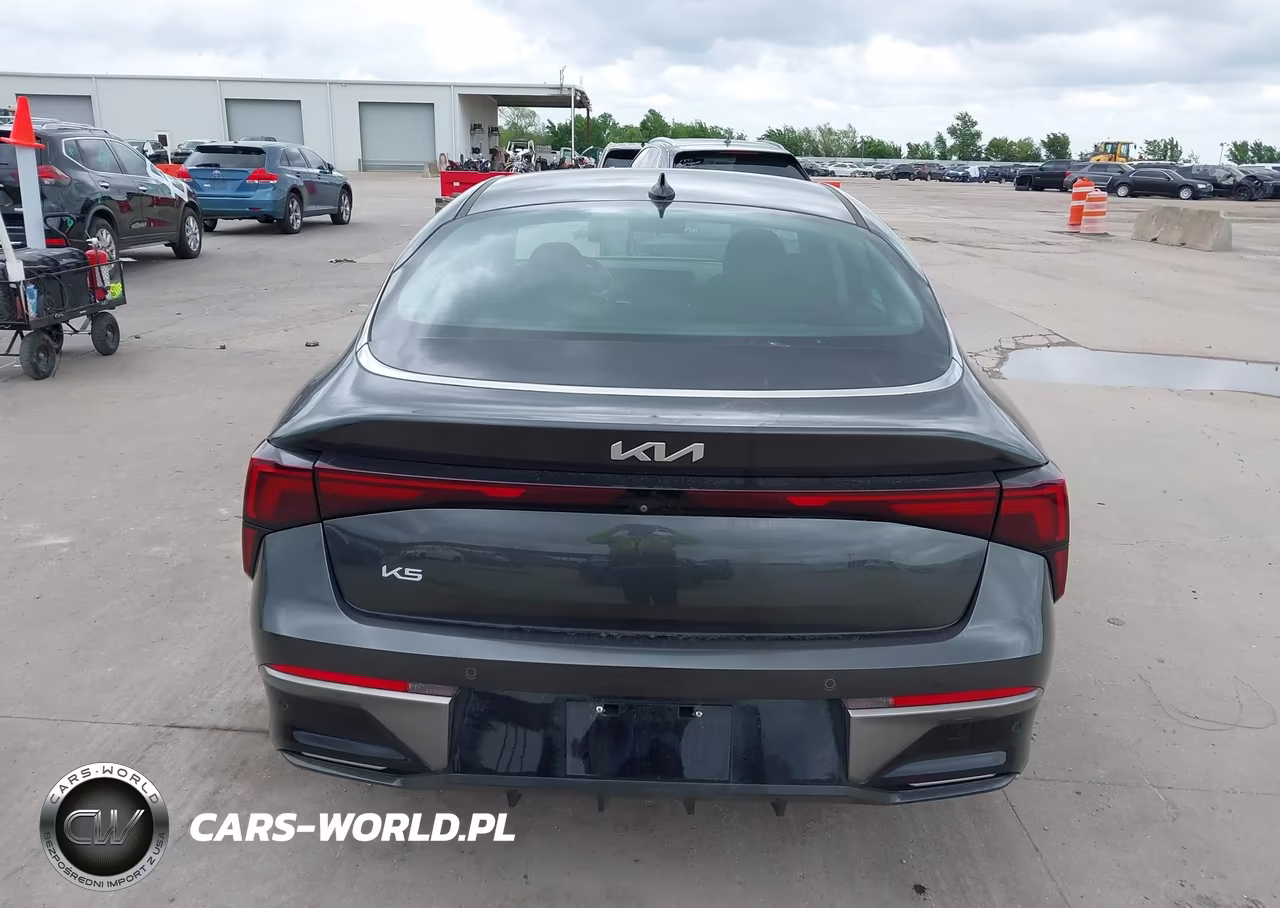 2025 Kia K5 Lxs VIN:KNAG24J76S5293580 - 16