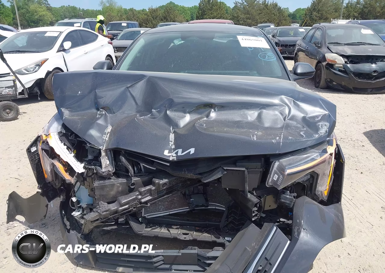 2025 Kia K4 Lxs VIN:3KPFT4DE5SE186028 - 12