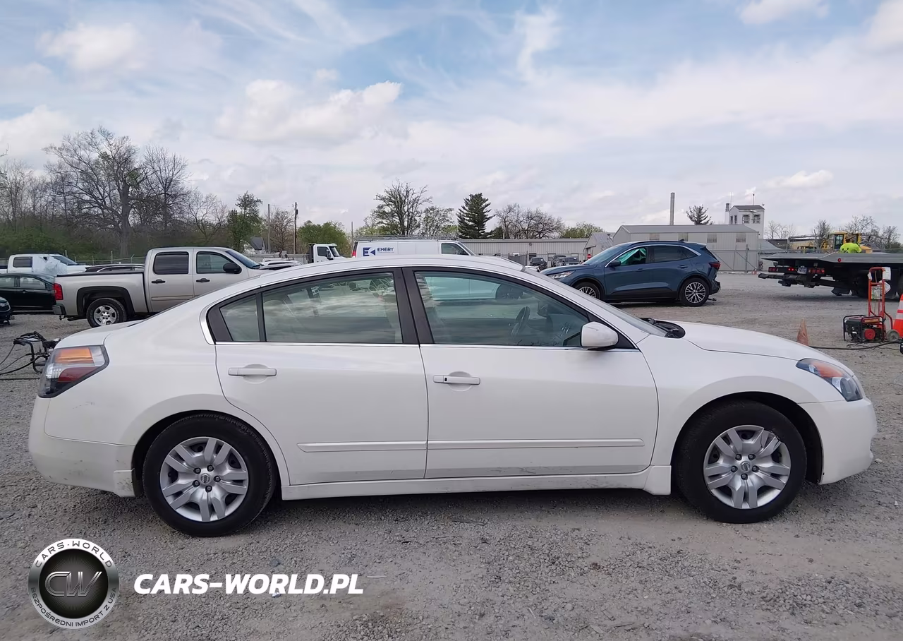2009 Nissan Altima 2.5 S VIN:1N4AL21E19C180818 - 13