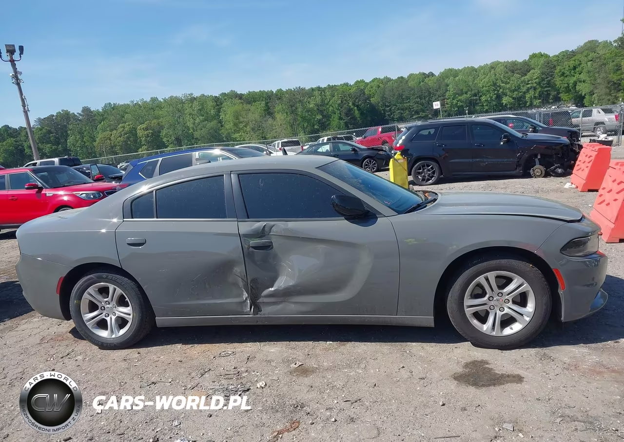 2023 Dodge Charger Sxt VIN:2C3CDXBG2PH636045 - 13