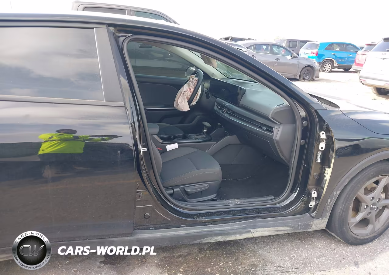 2025 Kia K4 Lxs VIN:3KPFT4DE9SE101448 - 19