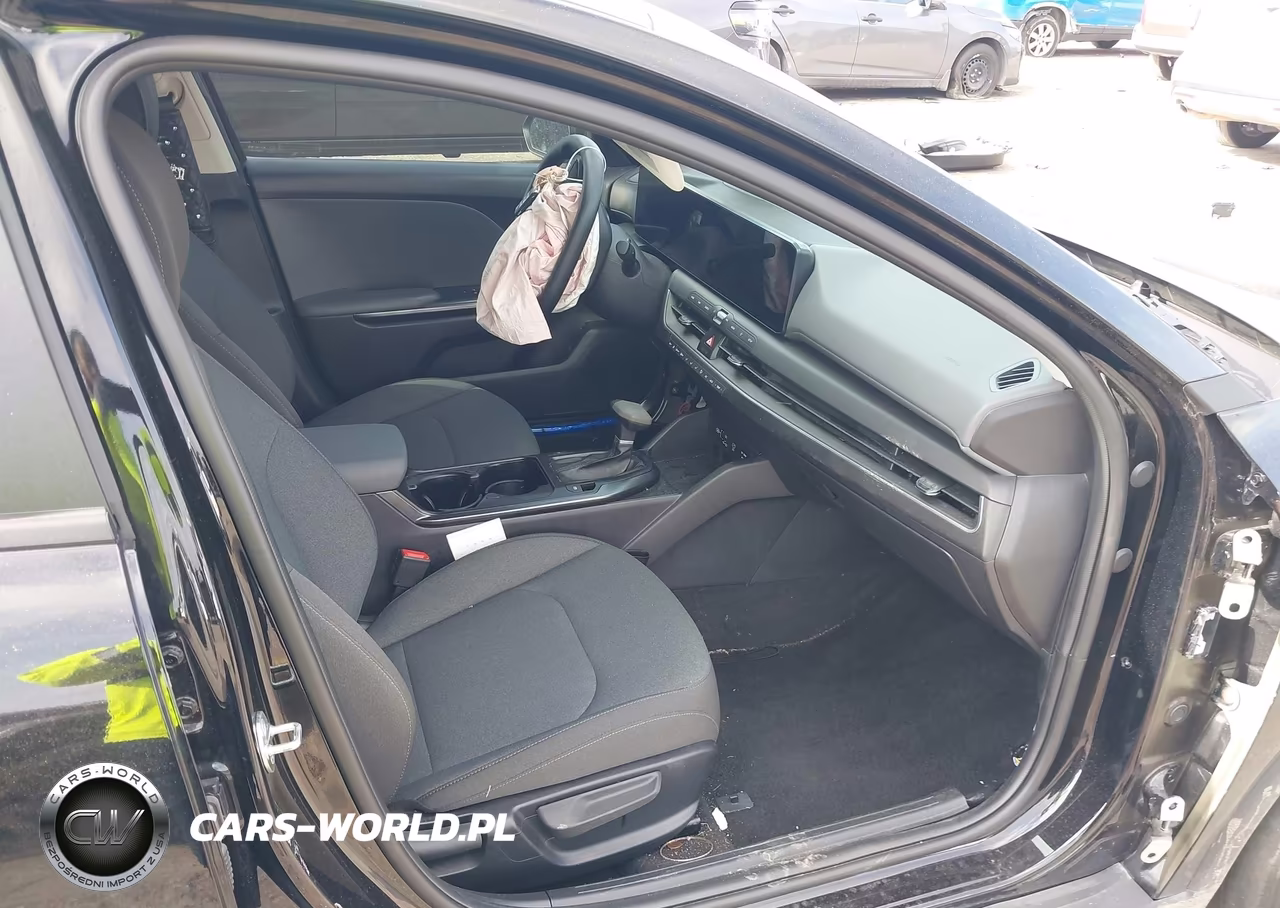 2025 Kia K4 Lxs VIN:3KPFT4DE9SE101448 - 5