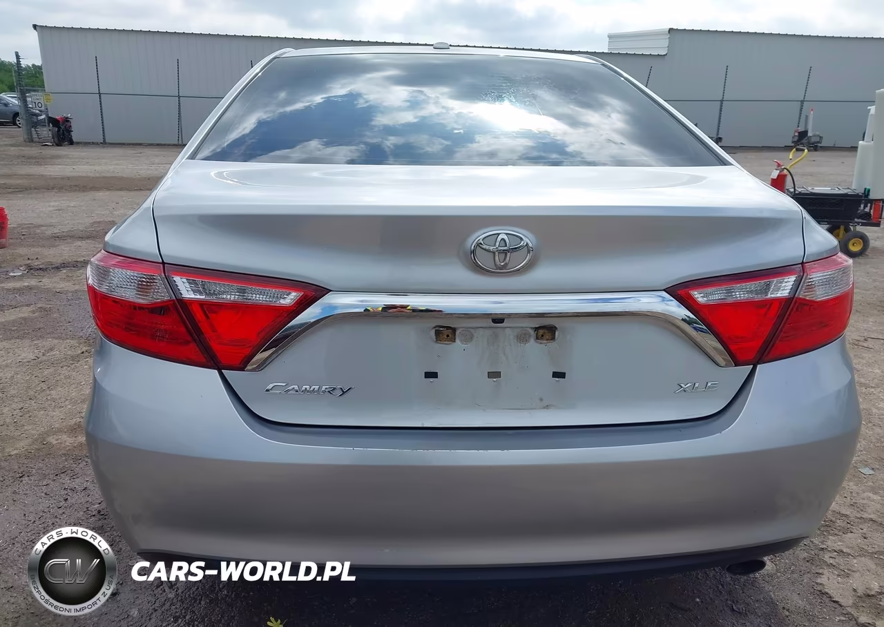 2017 Toyota Camry Xle VIN:4T1BF1FK2HU447760 - 16