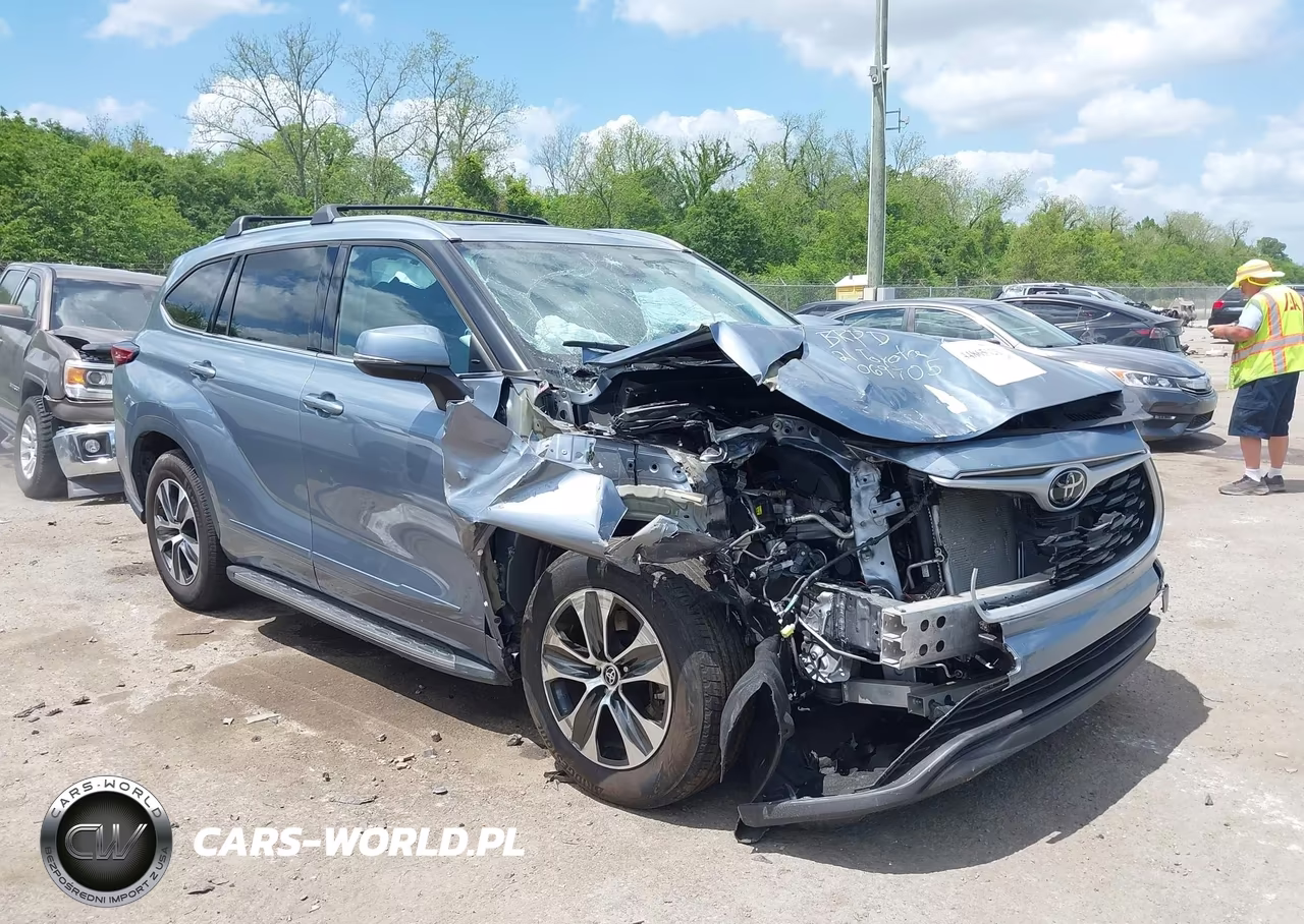 2021 Toyota Highlander Xle