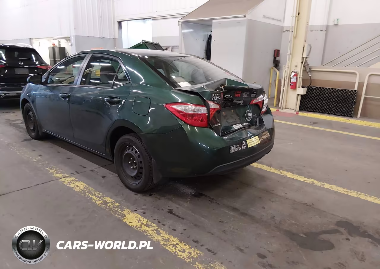 2016 Toyota Corolla Le VIN:2T1BURHE6GC530880 - 3
