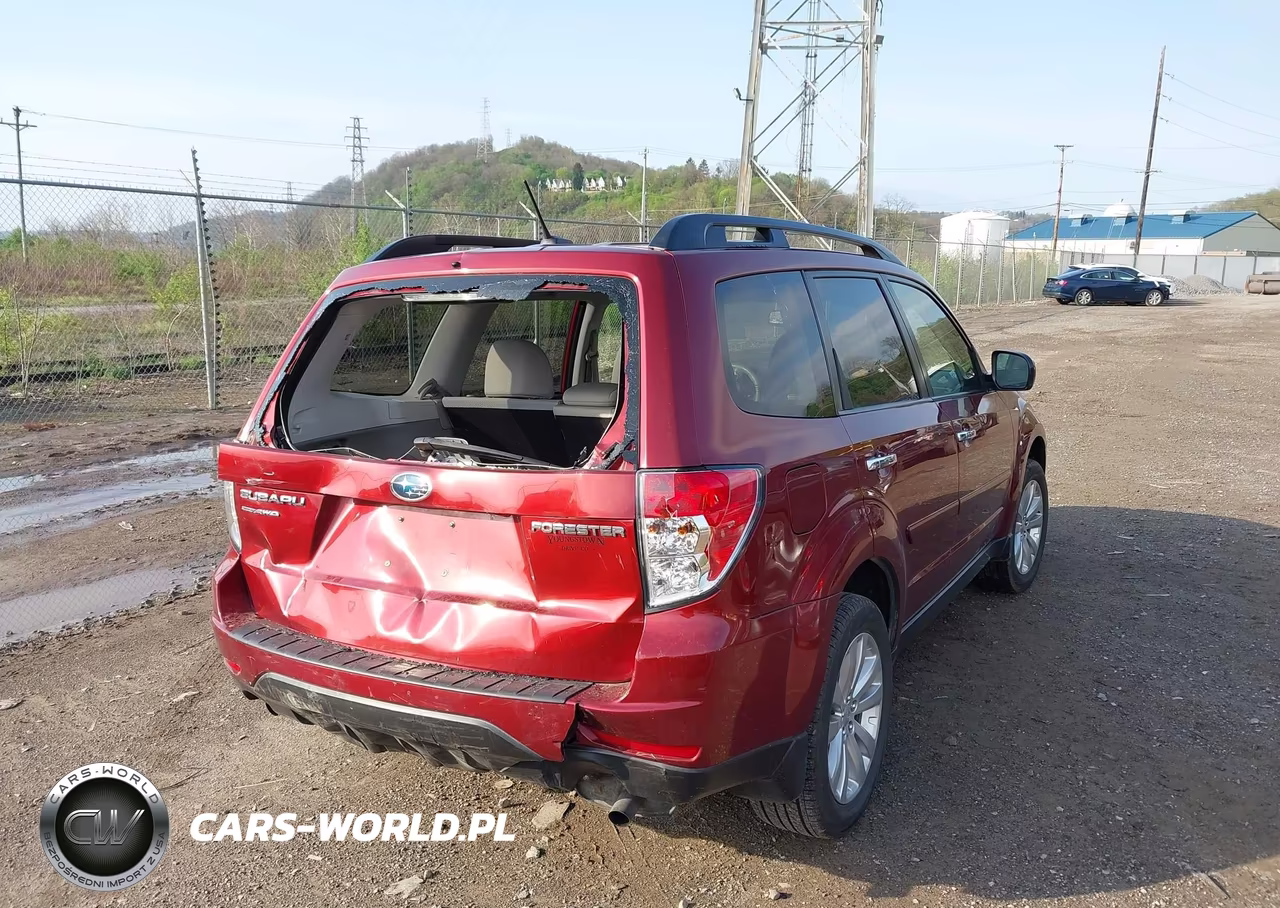 2012 Subaru Forester 2.5X Premium VIN:JF2SHBDC4CH456480 - 4