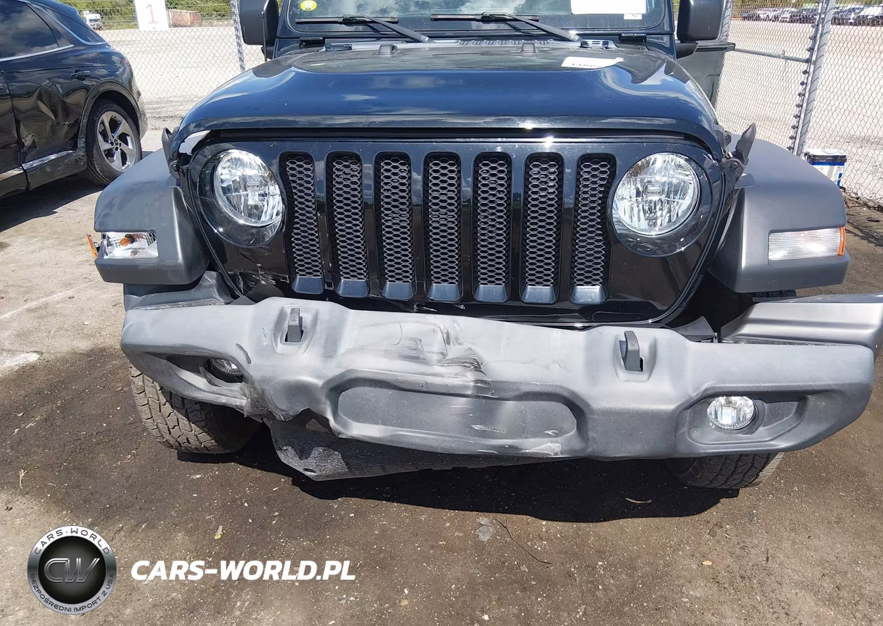2020 Jeep Wrangler Unlimited Sport 4X4 VIN:1C4HJXDN4LW332670 - 6