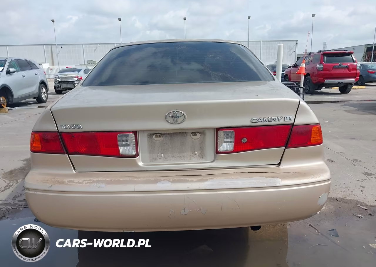 2000 Toyota Camry Le VIN:JT2BG22K2Y0438893 - 16