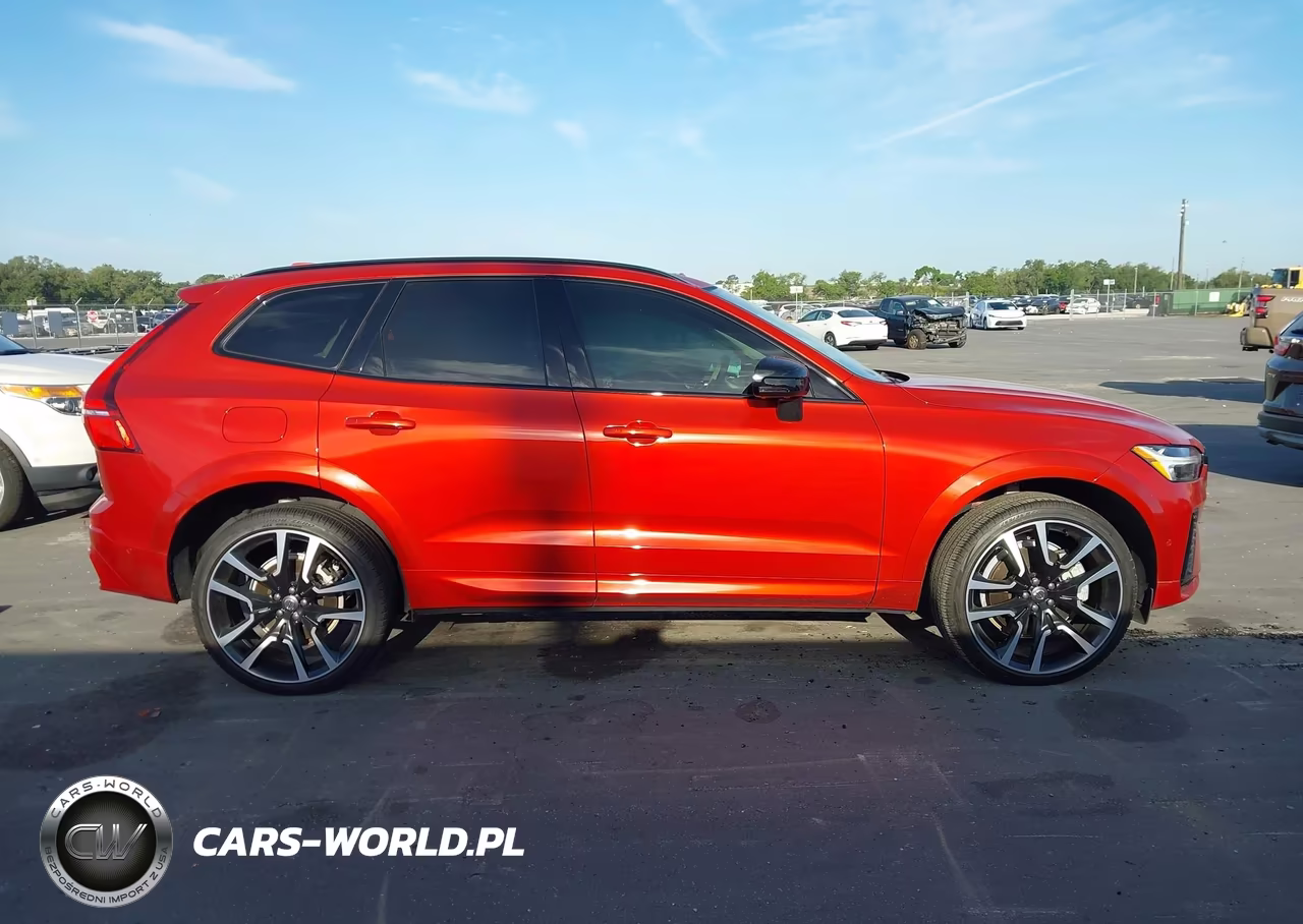 2024 Volvo Xc60 Recharge Plug-In Hybrid T8 Ultimate Dark Theme VIN:YV4H60DM4R1941521 - 12