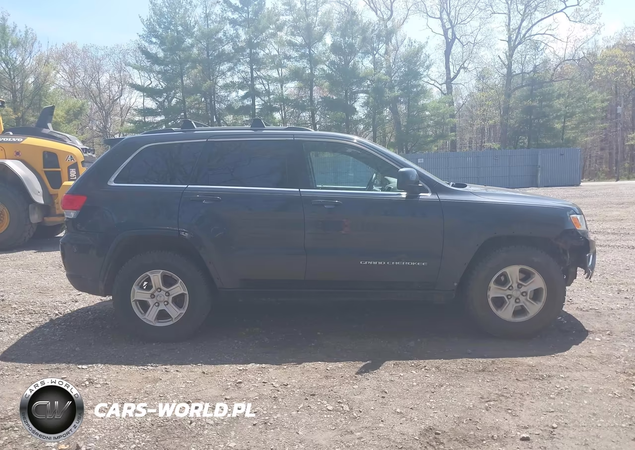 2015 Jeep Grand Cherokee Laredo VIN:1C4RJFAG5FC168243 - 13