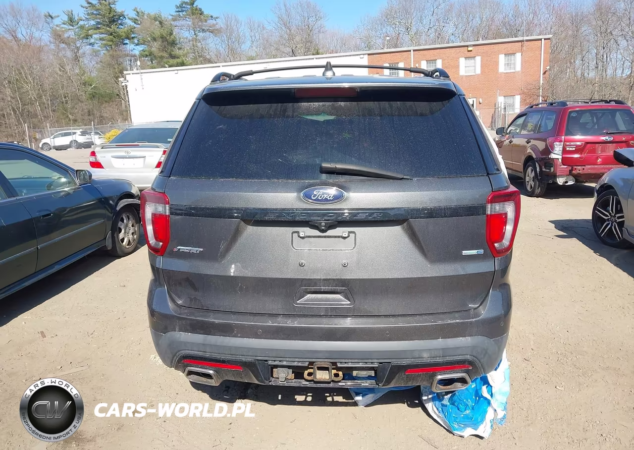 2016 Ford Explorer Sport VIN:1FM5K8GT5GGC68831 - 16