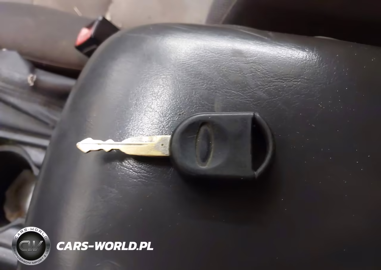 2007 Ford Escape Xls-Xls Manual VIN:1FMYU02Z67KA92812 - 11