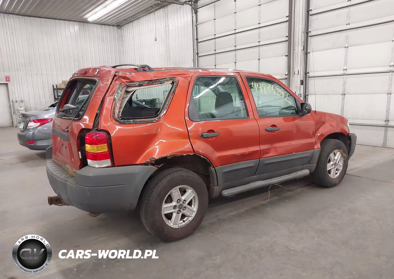 2007 Ford Escape Xls-Xls Manual VIN:1FMYU02Z67KA92812 - 4