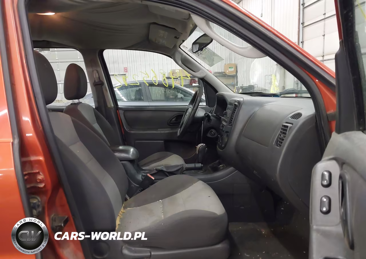 2007 Ford Escape Xls-Xls Manual VIN:1FMYU02Z67KA92812 - 5