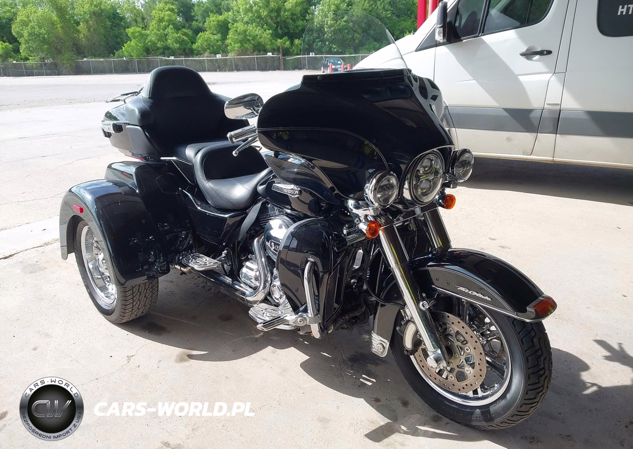 2014 Harley-Davidson Flhtcutg Tri Glide Ultra
