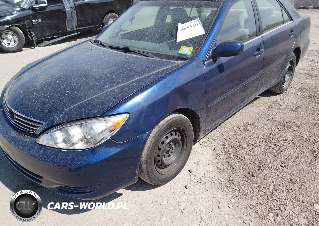 2005 Toyota Camry Le VIN:4T1BE30K75U017225 - 13