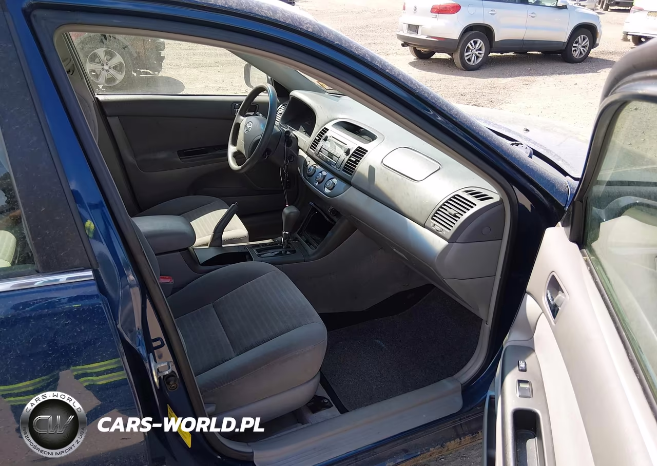 2005 Toyota Camry Le VIN:4T1BE30K75U017225 - 5