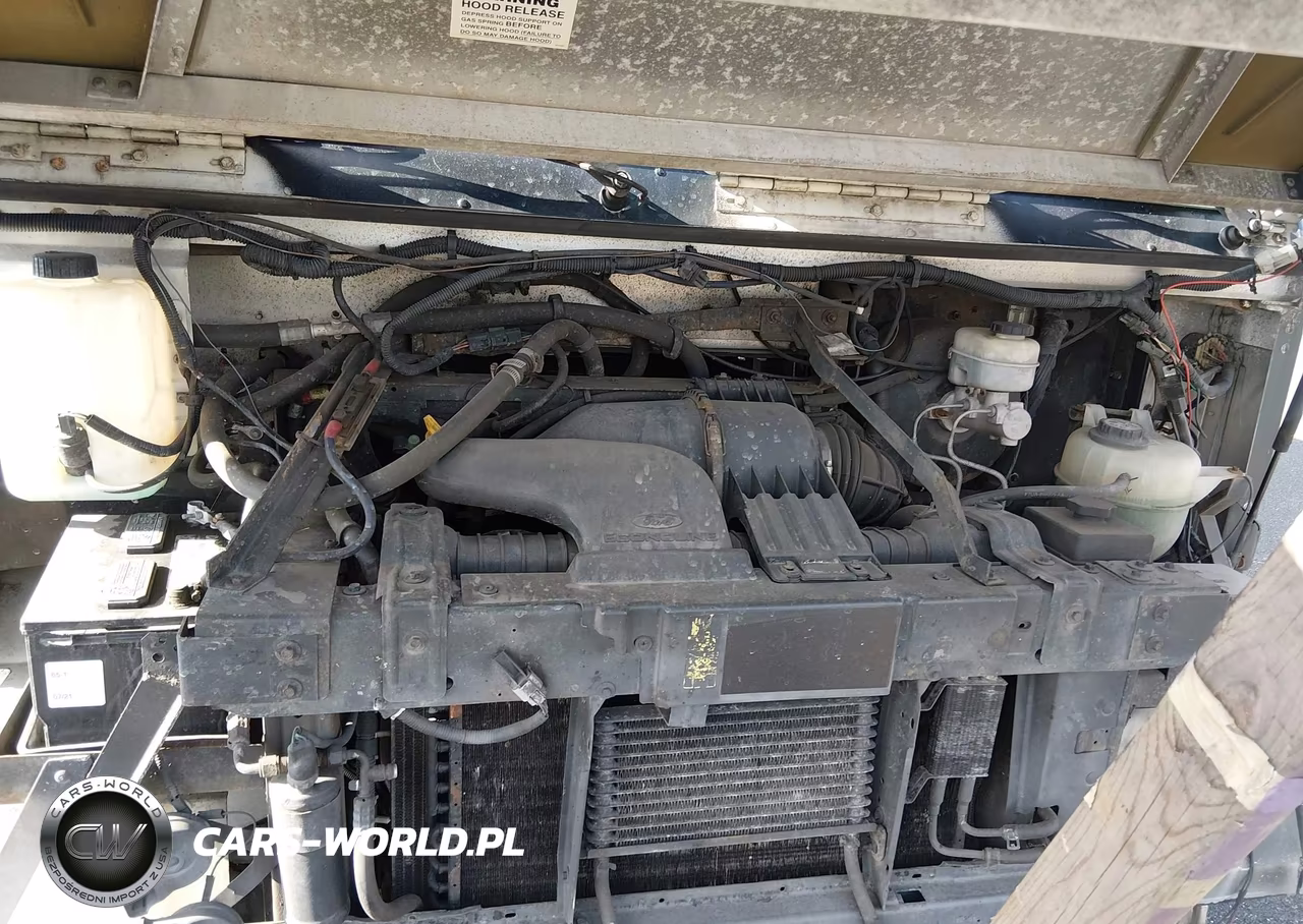 2002 Ford E-350 Stripped Commercial VIN:1FCJE39L62HB06297 - 10