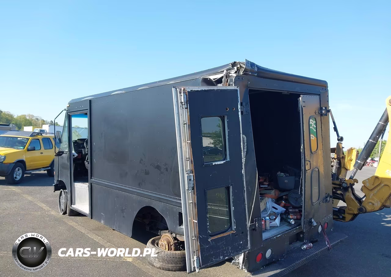 2002 Ford E-350 Stripped Commercial VIN:1FCJE39L62HB06297 - 3